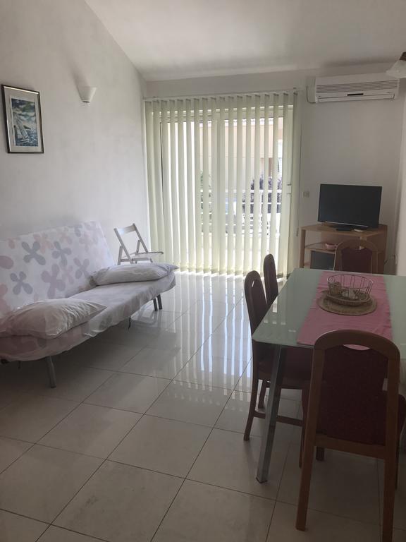 Apartmani Ukalovic Zadar Exterior photo