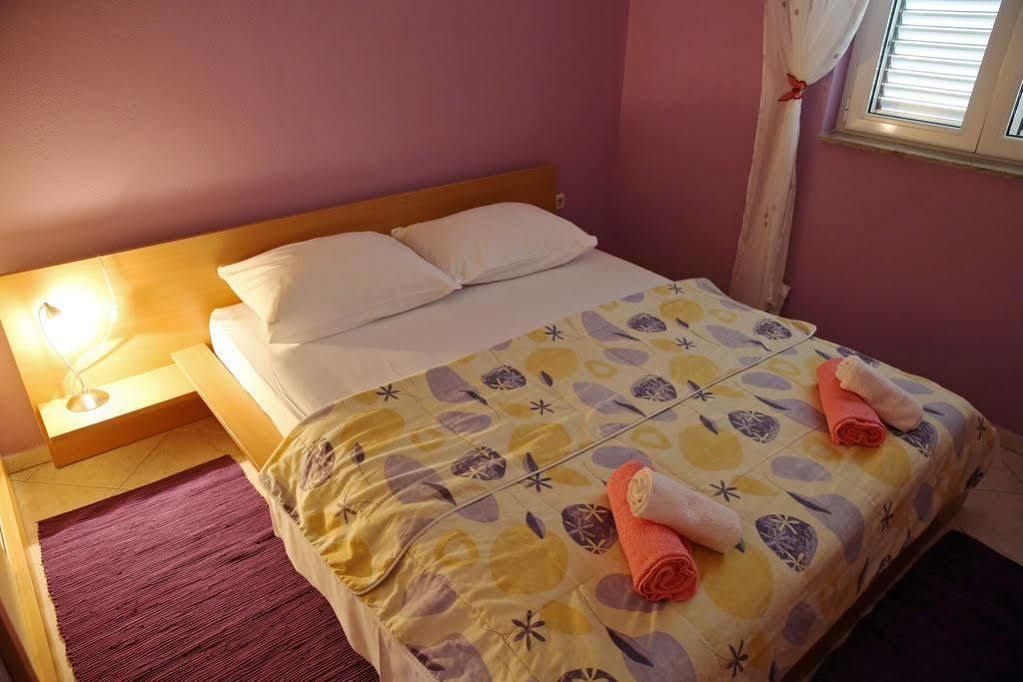 Apartmani Ukalovic Zadar Exterior photo